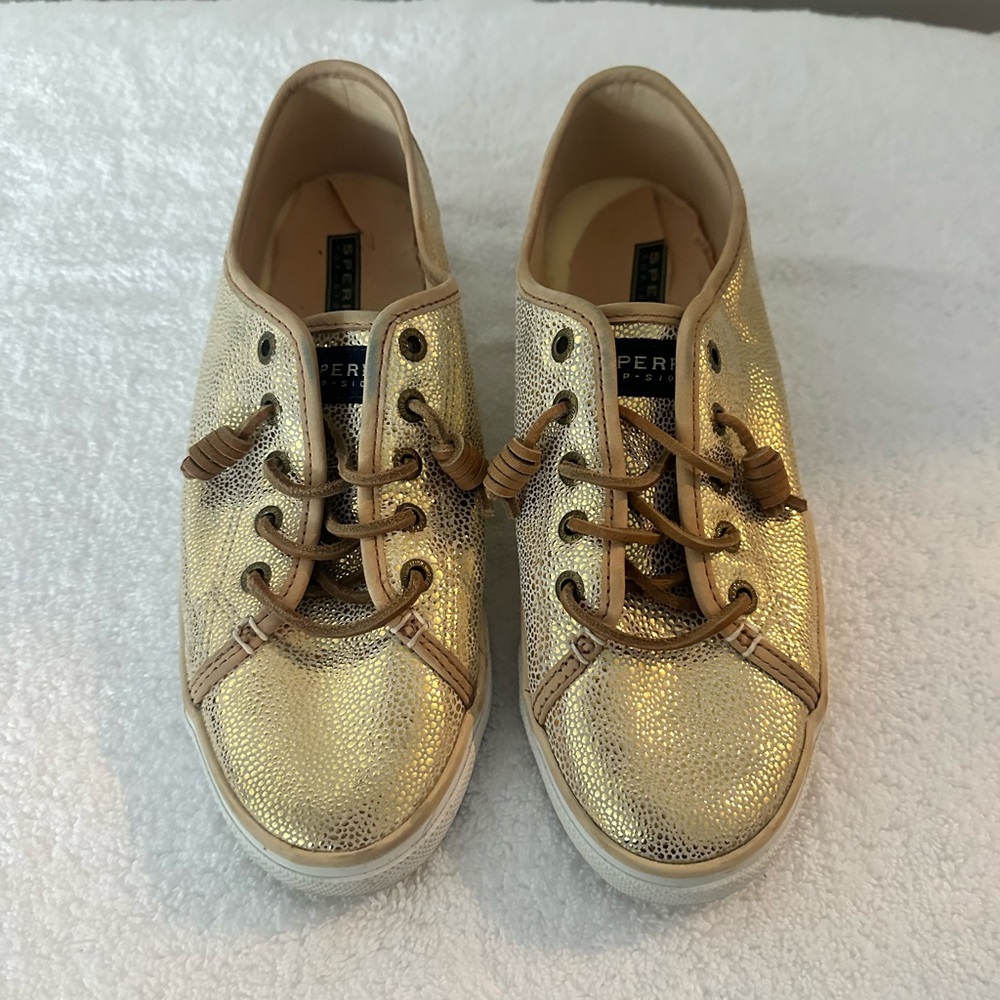 Women's Gold Sperry Topsider Leather Sneakers (good condition)